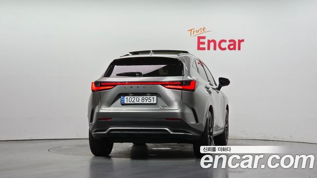 Lexus NX450h+ (II) F-Sport 2025 — фото 4