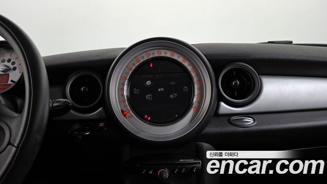 MINI Cooper D Special Edition Second Generation 2013 — фото 12
