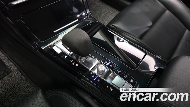 Kia K7 Premier 3.0 LPI Trendy(Rented Car) 2020 — фото 9