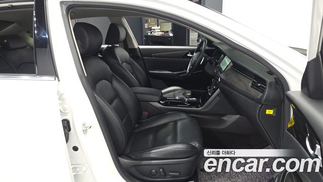 Kia K7 Premier 3.0 LPI Trendy(Rented Car) 2020 — фото 11