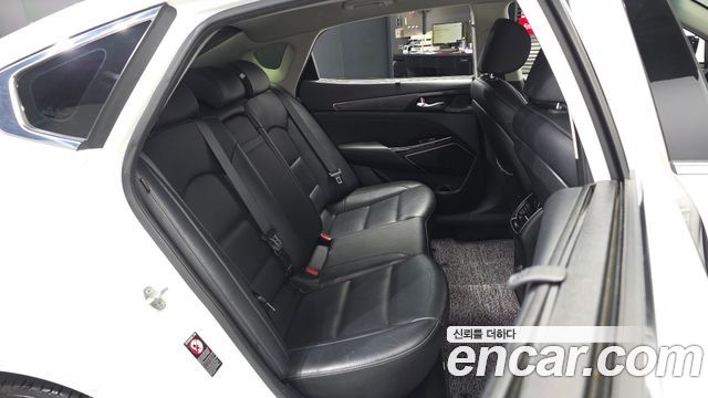 Kia K7 Premier 3.0 LPI Trendy(Rented Car) 2020 — фото 12