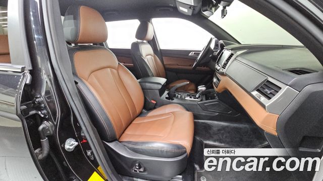 KG Mobility (SsangYong) Rexton Sports Khan Diesel 2.2 4WD Professional S (5-Link) 2019 — фото 11