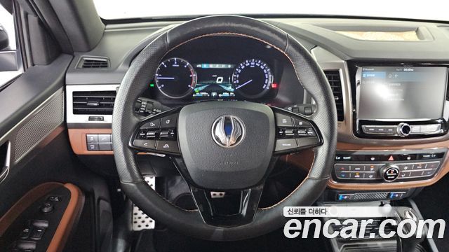 KG Mobility (SsangYong) Rexton Sports Khan Diesel 2.2 4WD Professional S (5-Link) 2019 — фото 13