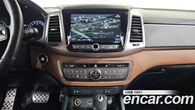KG Mobility (SsangYong) Rexton Sports Khan Diesel 2.2 4WD Professional S (5-Link) 2019 — фото 14