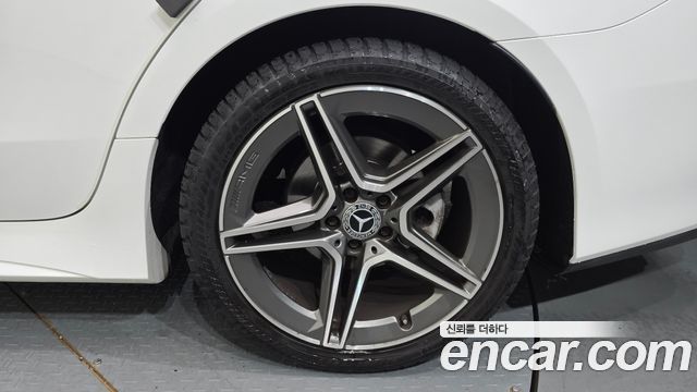 Mercedes-Benz CLS-Class (C257) CLS300d AMG Line 2020 — фото 21