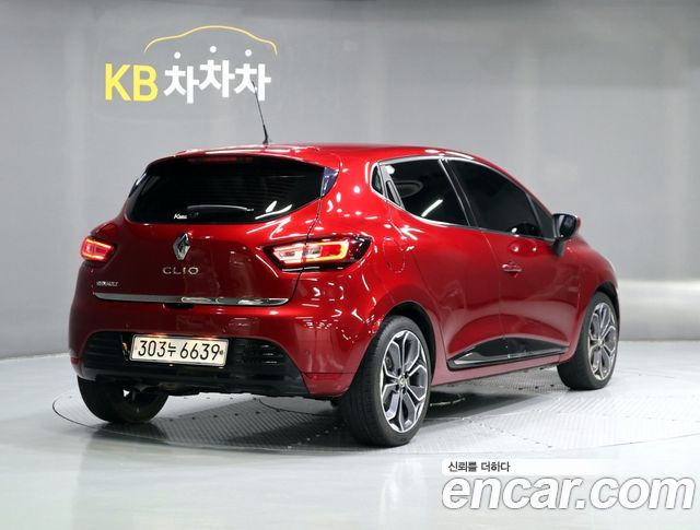 Renault Korea Clio Iconic 2019 — фото 3