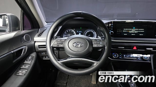 Hyundai Sonata (DN8) 2.0 Premium Family 2020 — фото 17