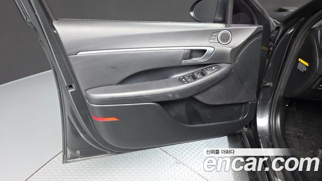 Hyundai Sonata (DN8) 2.0 Premium Family 2020 — фото 30