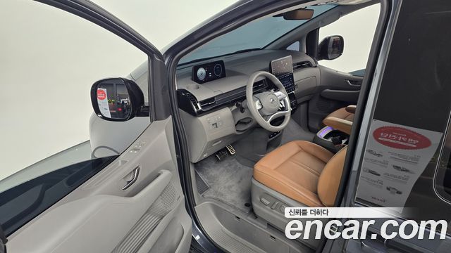 Hyundai Staria L3.5 Lounge 7-Seater Inspiration 2024 — фото 15
