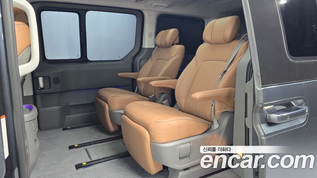 Hyundai Staria L3.5 Lounge 7-Seater Inspiration 2024 — фото 16