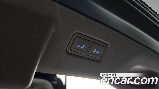 Hyundai Staria L3.5 Lounge 7-Seater Inspiration 2024 — фото 22