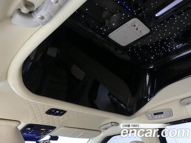 Kia Carnival (IV) Gasoline 9-seater Limousine(Special vehicle) 2023 — фото 9