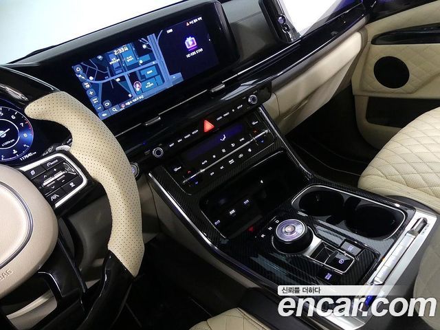 Kia Carnival (IV) Gasoline 9-seater Limousine(Special vehicle) 2023 — фото 10