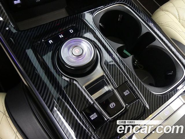 Kia Carnival (IV) Gasoline 9-seater Limousine(Special vehicle) 2023 — фото 15