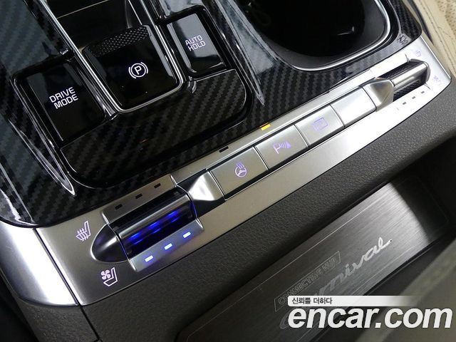 Kia Carnival (IV) Gasoline 9-seater Limousine(Special vehicle) 2023 — фото 16
