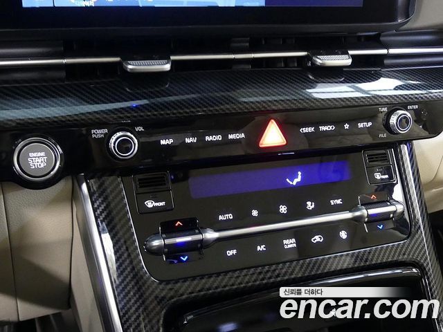 Kia Carnival (IV) Gasoline 9-seater Limousine(Special vehicle) 2023 — фото 17