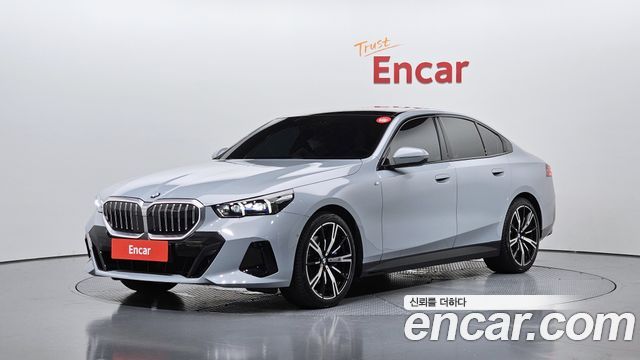 BMW 5 Series (G60) 530i xDrive M Sport 2026 — фото 1