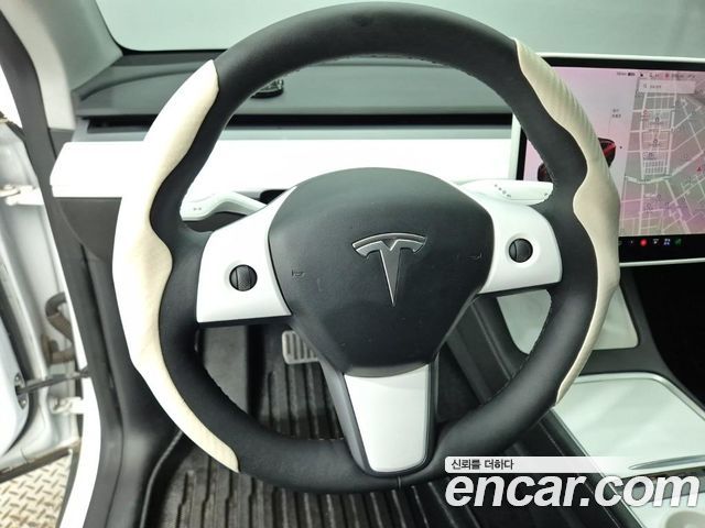 Tesla Model Y Standard Range RWD 2021 — фото 16