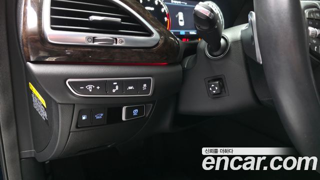 Genesis G90 3.8 AWD Luxury 2021 — фото 17