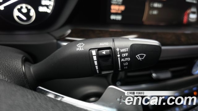 Genesis G90 3.8 AWD Luxury 2021 — фото 28