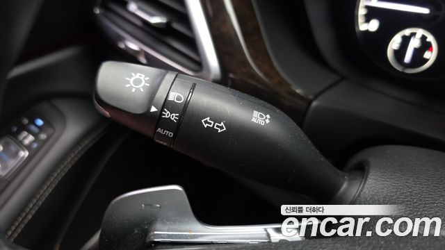 Genesis G90 3.8 AWD Luxury 2021 — фото 29