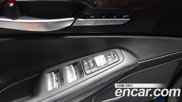 Genesis G90 3.8 AWD Luxury 2021 — фото 30
