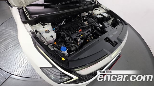 Kia Sportage (V) Gasoline 1.6 Turbo 2WD Signature 2024 — фото 6