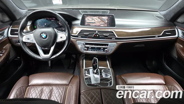 BMW 7 Series (G11) 745Le iPerformance Design Pure Excellence 2021 — фото 7