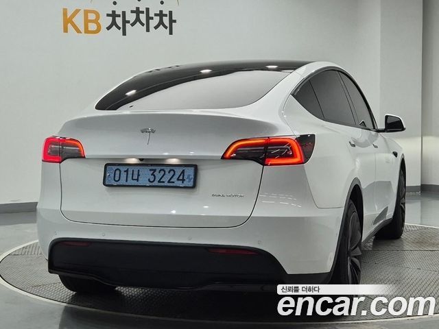 Tesla Model Y Long Range AWD 2021 — фото 3