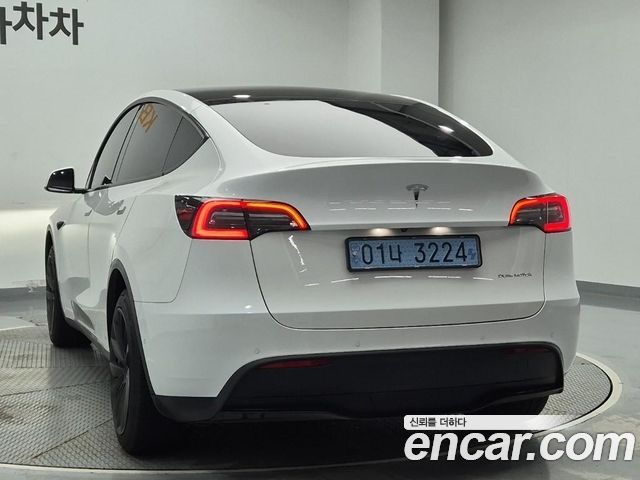 Tesla Model Y Long Range AWD 2021 — фото 4