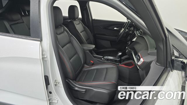 Chevrolet Trailblazer 1.3 Turbo 4WD RS 2021 — фото 32