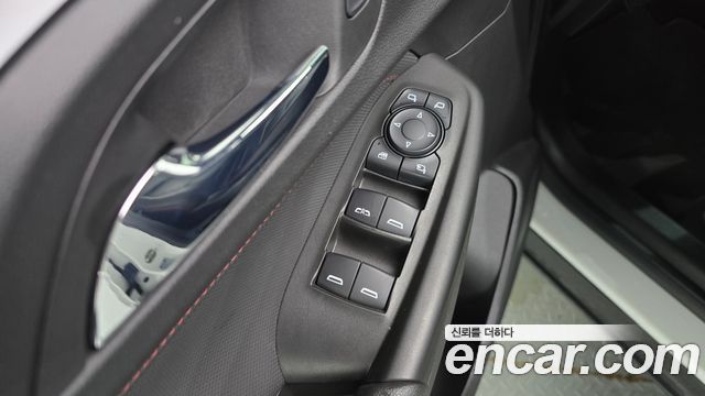 Chevrolet Trailblazer 1.3 Turbo 4WD RS 2021 — фото 34
