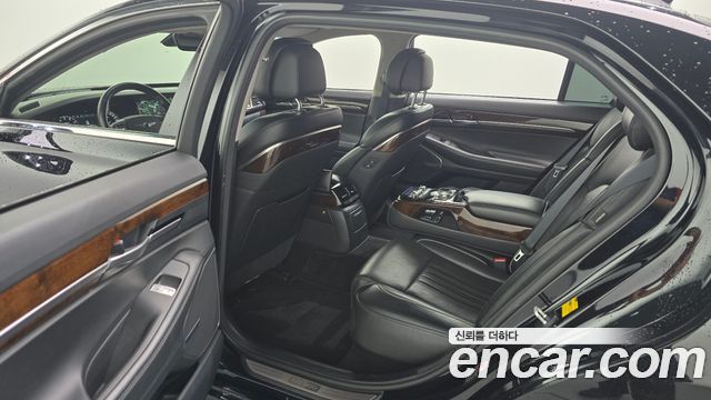 Genesis EQ900 3.3 T-GDI AWD Premiun Luxury 2016 — фото 16