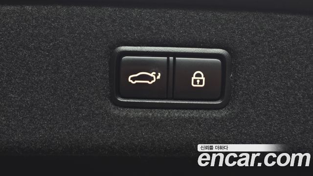 Genesis EQ900 3.3 T-GDI AWD Premiun Luxury 2016 — фото 23