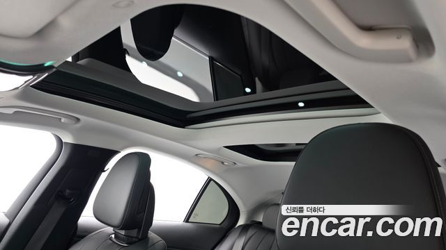 Mercedes-Benz E-Class (W214) E200 Avantgarde 2024 — фото 17