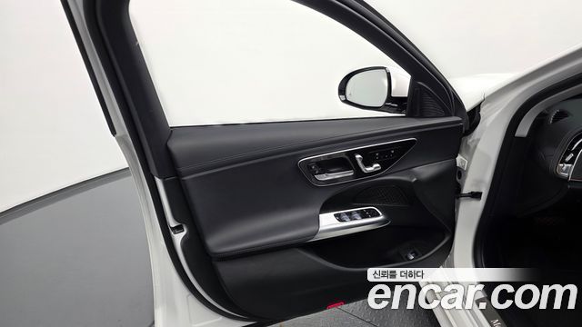 Mercedes-Benz E-Class (W214) E200 Avantgarde 2024 — фото 24