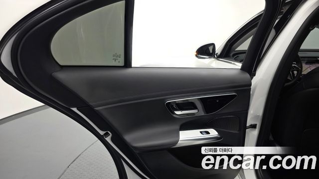 Mercedes-Benz E-Class (W214) E200 Avantgarde 2024 — фото 25