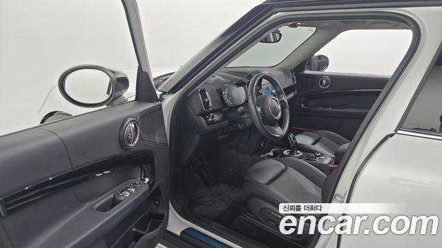 MINI Cooper Countryman Classic 2nd 2024 — фото 10