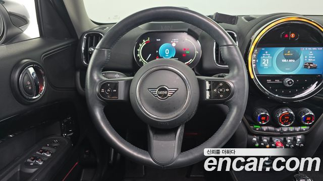 MINI Cooper Countryman Classic 2nd 2024 — фото 13