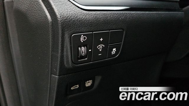 Kia K5 Hybrid (III) Prestige 2025 — фото 18