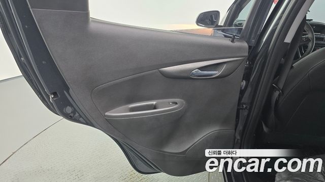 Chevrolet Spark Premier 2021 — фото 25