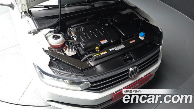 Volkswagen Passat GT (B8) 2.0 TDI 2018 — фото 6
