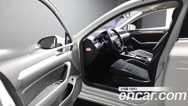 Volkswagen Passat GT (B8) 2.0 TDI 2018 — фото 10