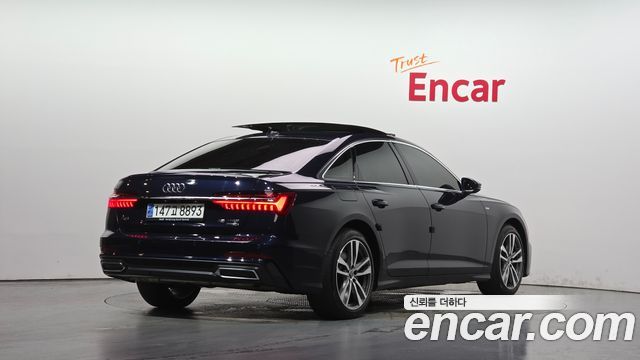 Audi A6 (C8) 45 TFSI Quattro Premium 2021 — фото 2