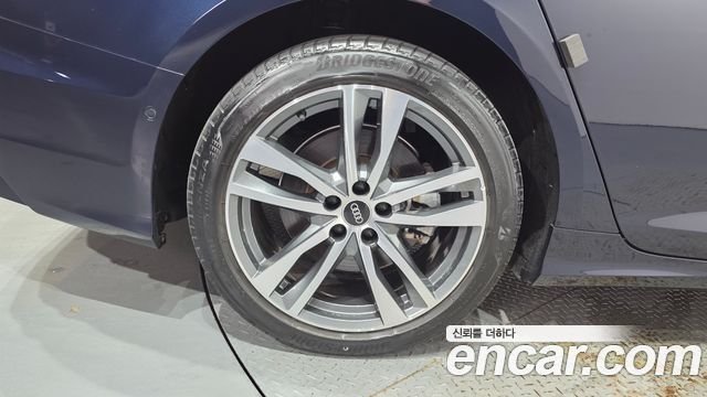 Audi A6 (C8) 45 TFSI Quattro Premium 2021 — фото 5