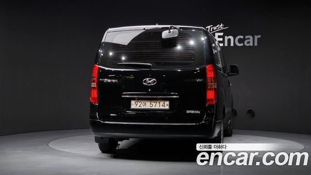 Hyundai Grand Starex Van 5-Seater Style 2021 — фото 4