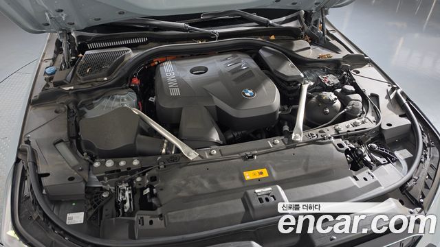 BMW 5 Series (G60) 530e M Sport Pro 2024 — фото 6