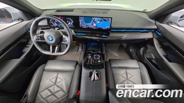 BMW 5 Series (G60) 530e M Sport Pro 2024 — фото 7