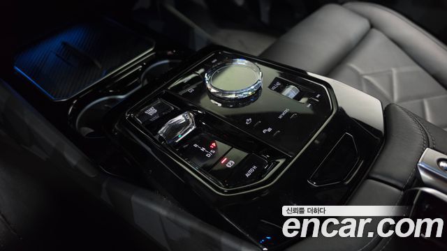 BMW 5 Series (G60) 530e M Sport Pro 2024 — фото 9