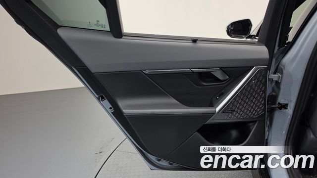 BMW 5 Series (G60) 530e M Sport Pro 2024 — фото 31